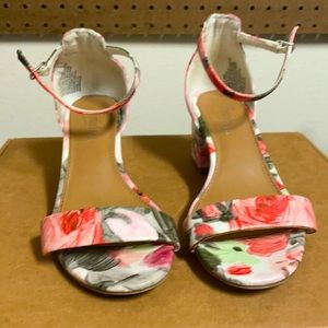 Candies floral sandals with chunky heel. Used